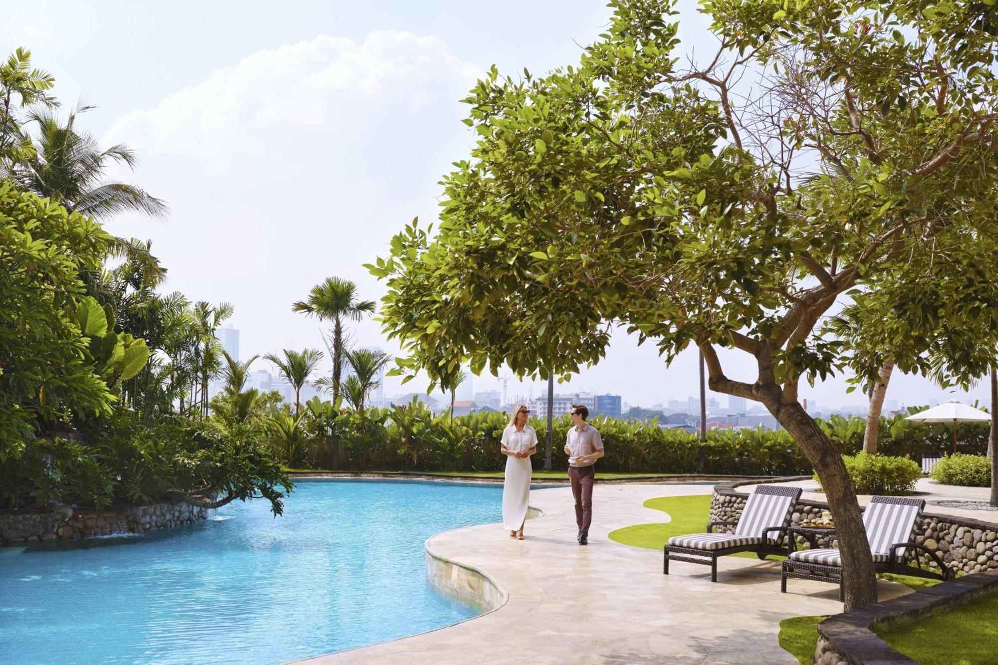 Jw Marriott Hotel Surabaya Buitenkant foto
